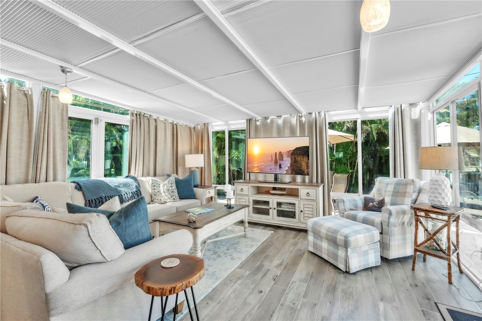 HOLMES BEACH 33RD UNIT - Residential