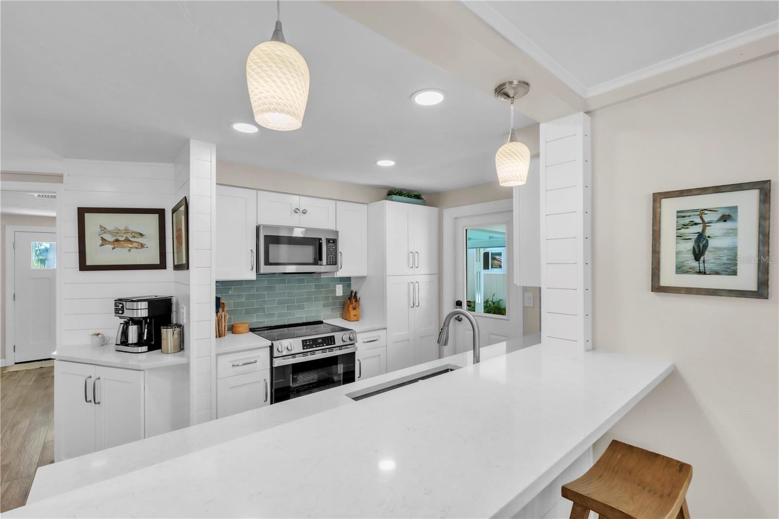 HOLMES BEACH 33RD UNIT - Residential