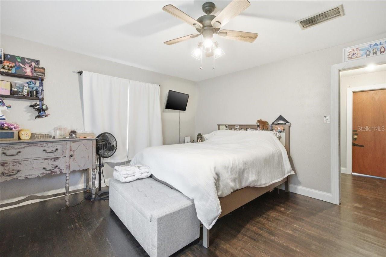 UNPLATTED - Residential