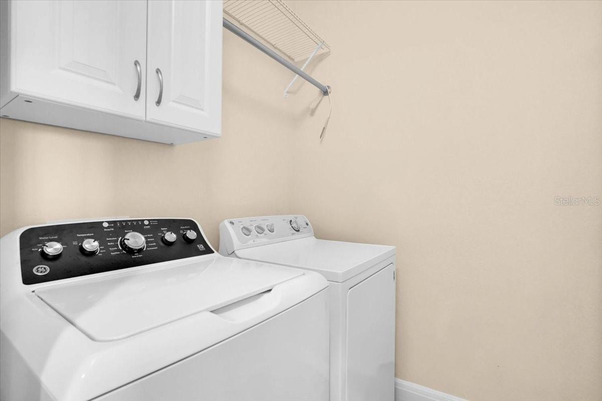 COACH HOMES 1 AT GRAN PARADISO - Residential