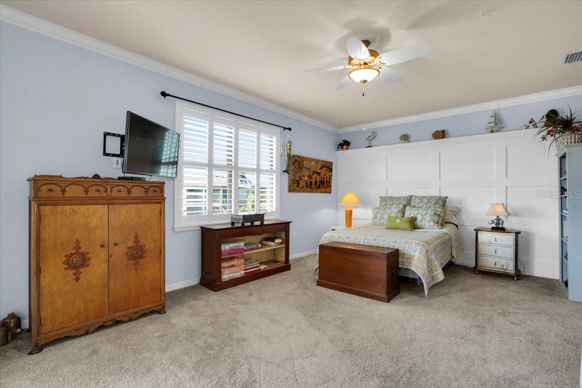 COACH HOMES 1 AT GRAN PARADISO - Residential