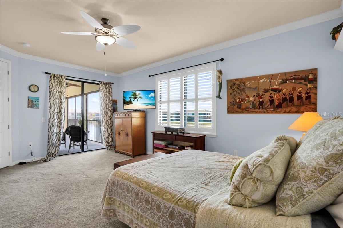 COACH HOMES 1 AT GRAN PARADISO - Residential