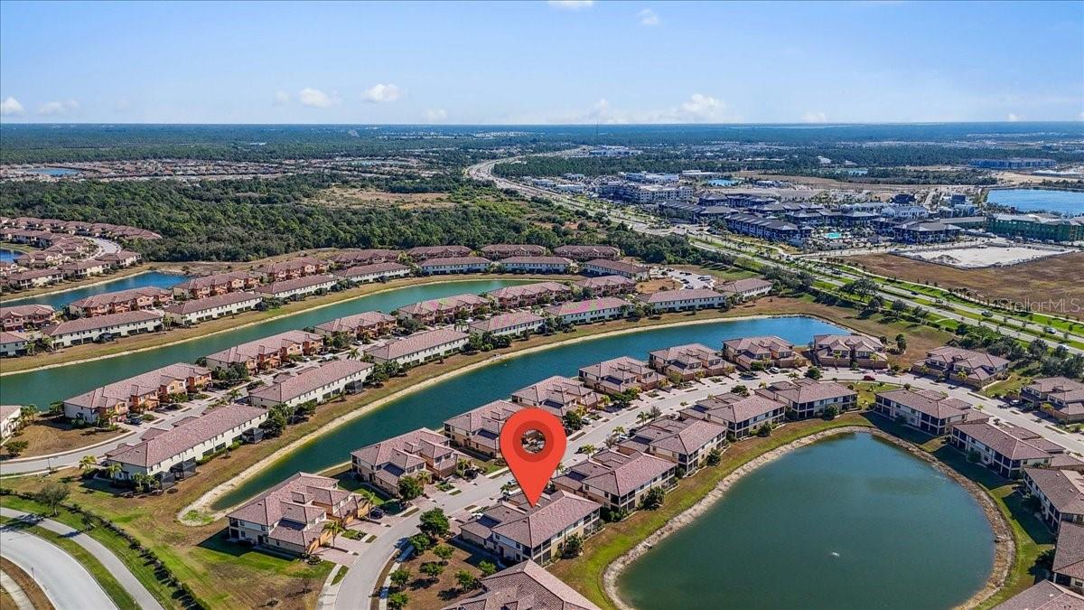 COACH HOMES 1 AT GRAN PARADISO - Residential