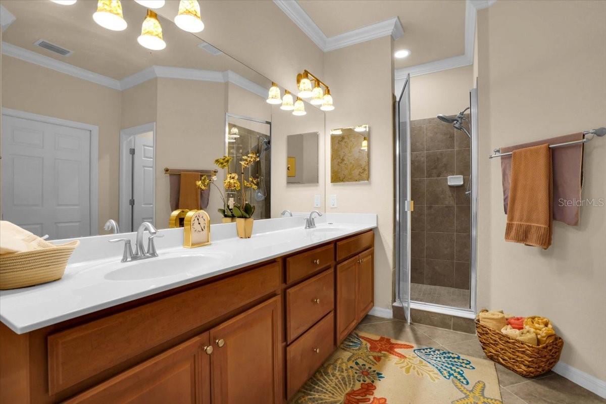 COACH HOMES 1 AT GRAN PARADISO - Residential