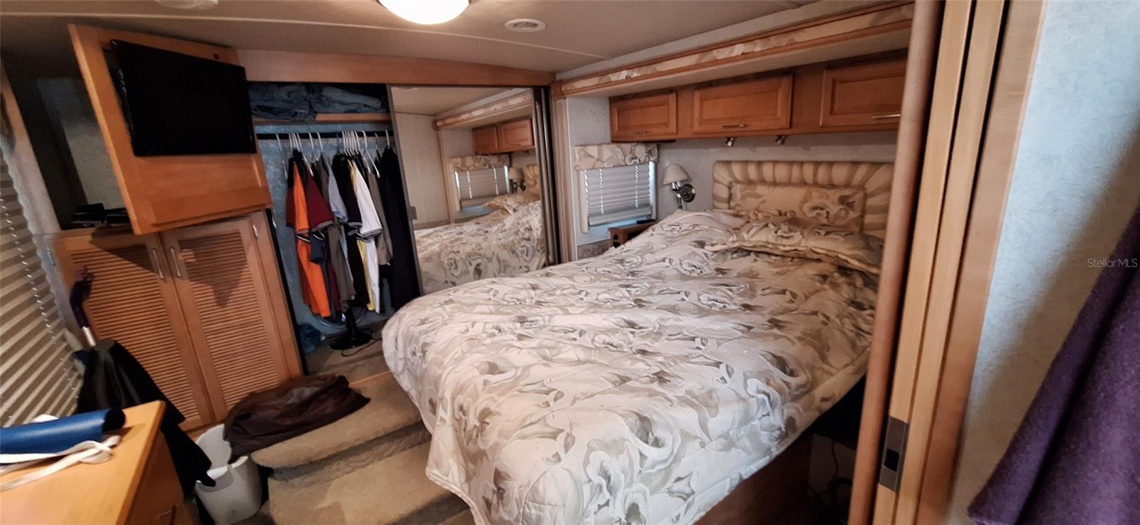 FAIRVIEW VILLAGE - Land