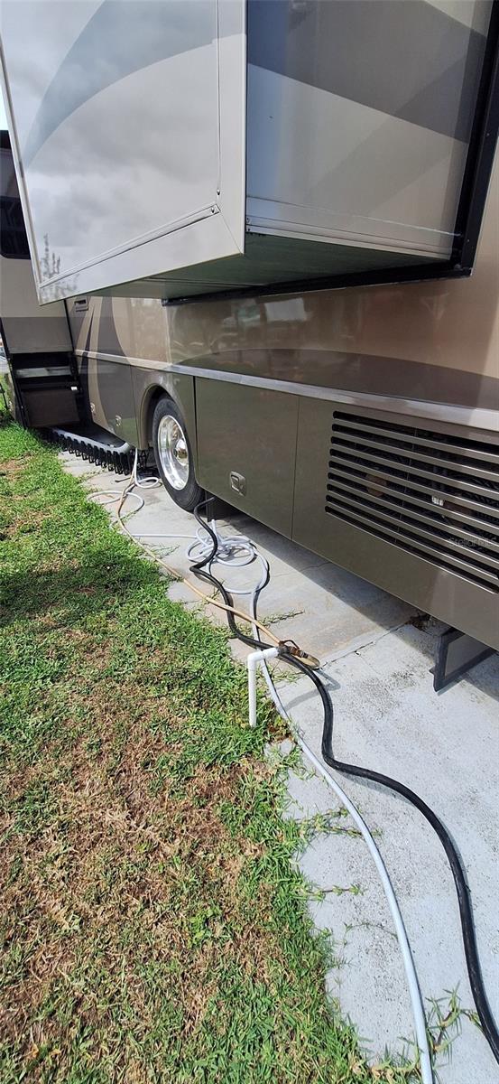 FAIRVIEW VILLAGE - Land