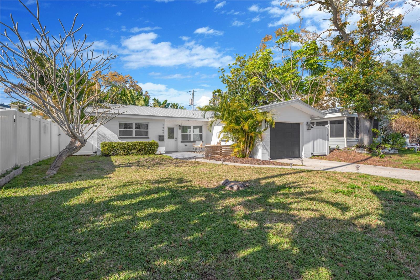 SHOREACRES CENTER - Residential