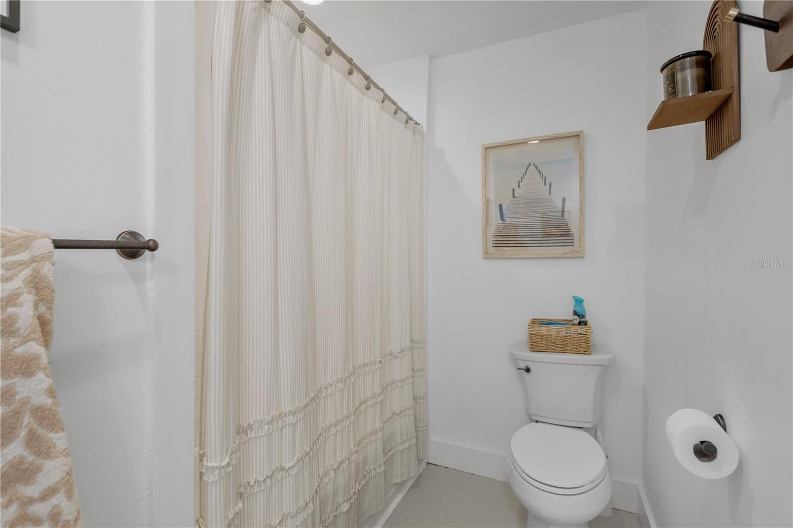 SHOREACRES CENTER - Residential