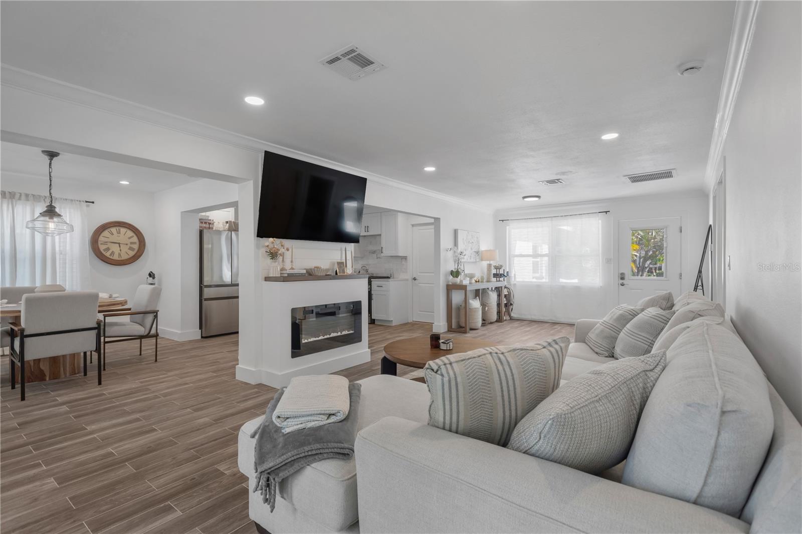 SHOREACRES CENTER - Residential