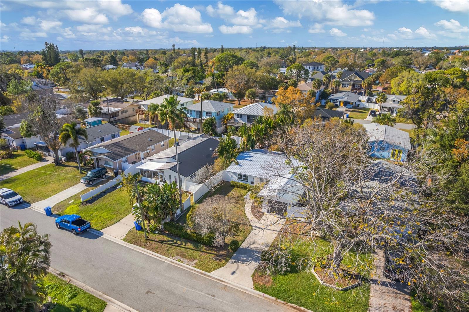 SHOREACRES CENTER - Residential