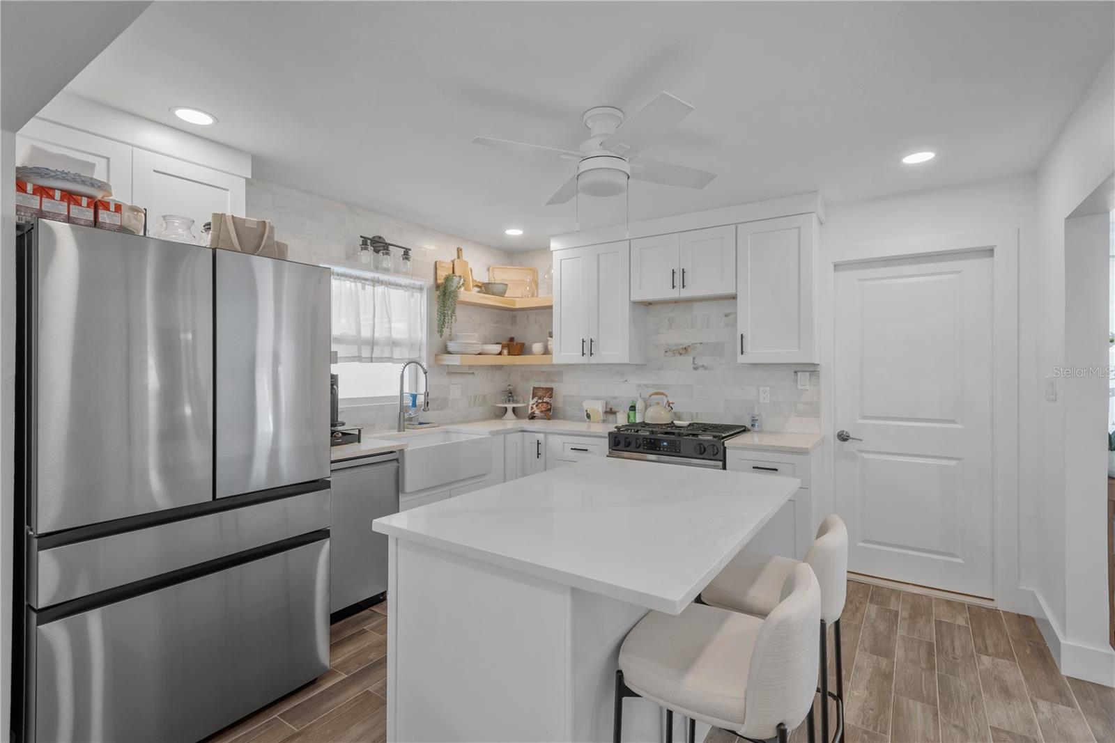 SHOREACRES CENTER - Residential