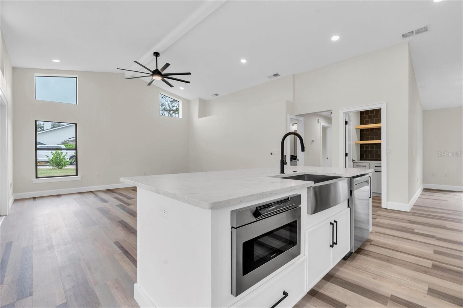 HIGH VISTA - Residential