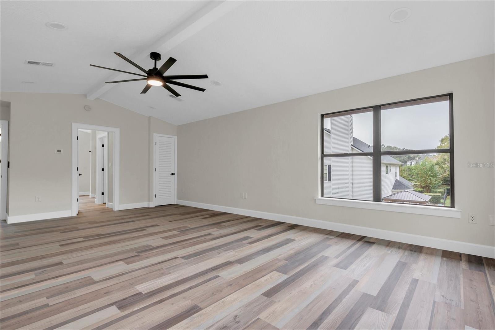 HIGH VISTA - Residential