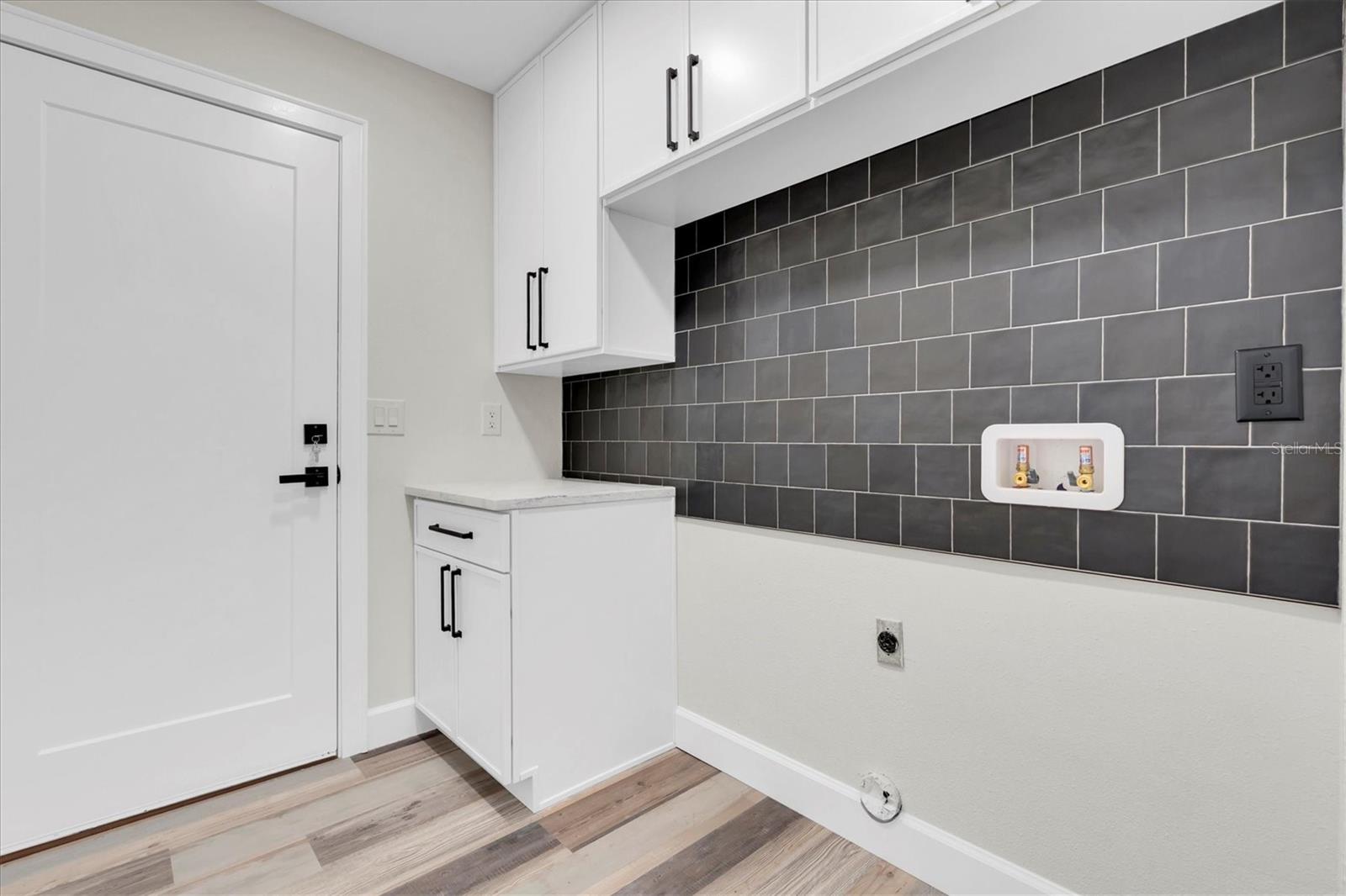 HIGH VISTA - Residential