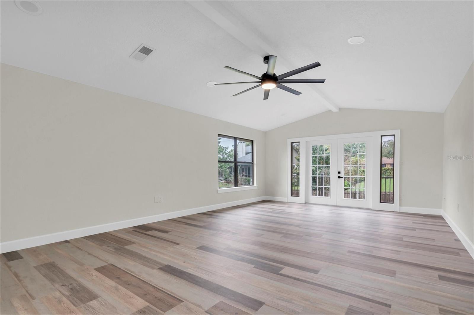 HIGH VISTA - Residential