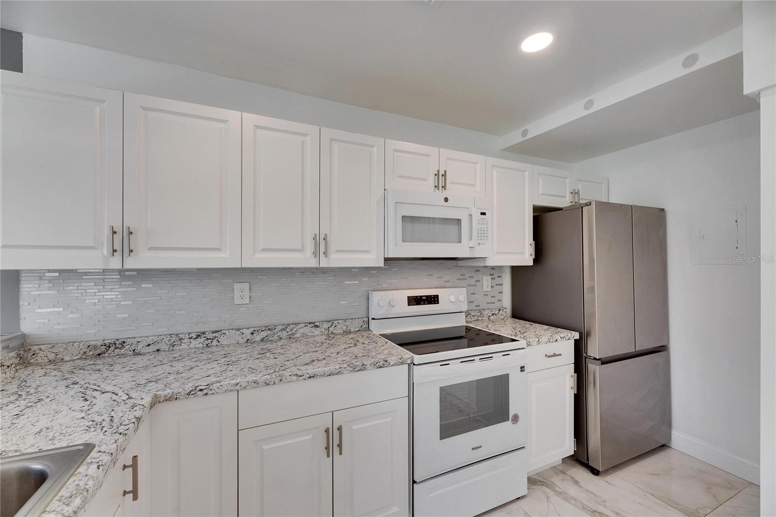 EASTWOOD PINES - Residential