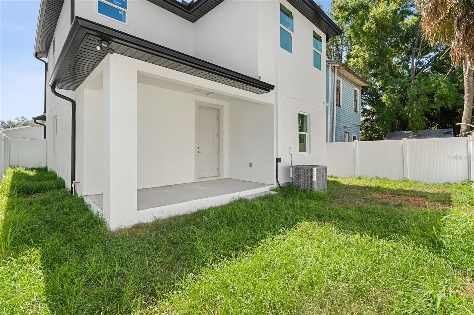 BANZA BANZA - Residential