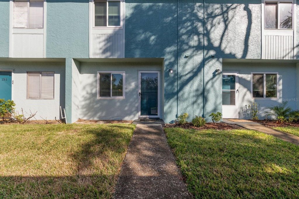 Photo of 195 114th Avenue NE #195, St Petersburg, FL 33716 (MLS # TB8462098)