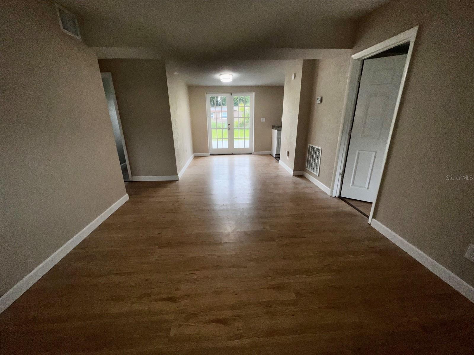 LINCOLN HEIGHTS SEC 1 - Residential Lease