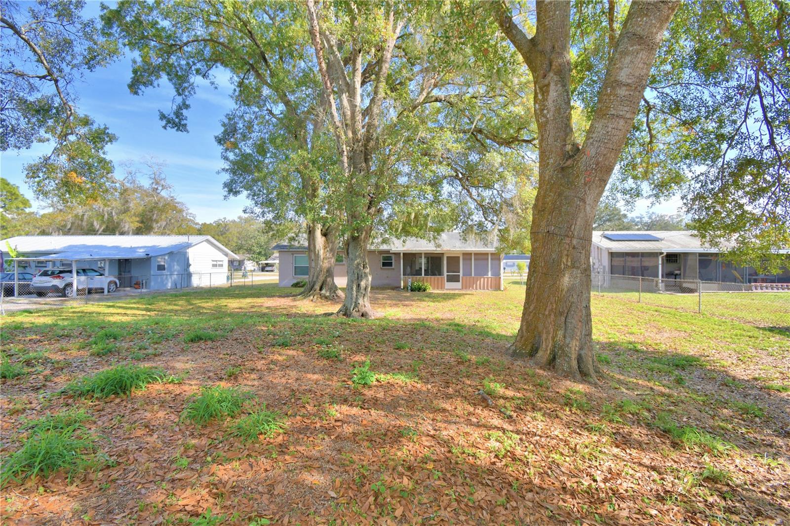 SUN ACRES - Residential