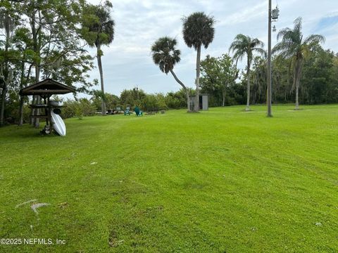 Tiny photo for 6001 Bird Island Drive, Lady Lake, FL 32159 (MLS # G5094242)