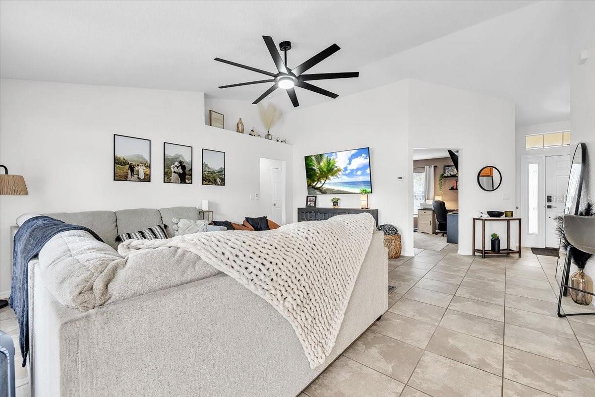 3590 LOOKOUT LANE