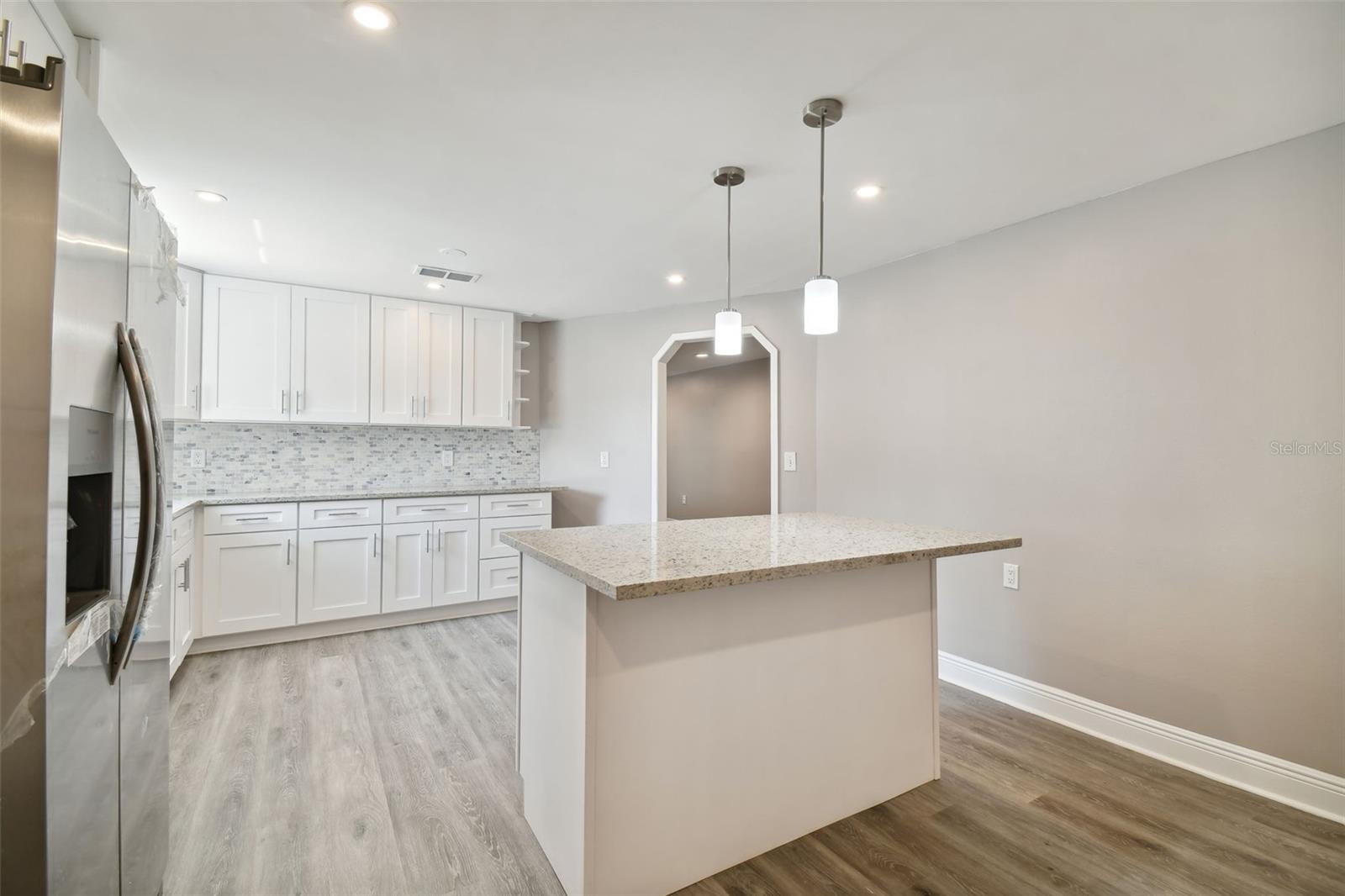 HILLANDALE - Residential Lease