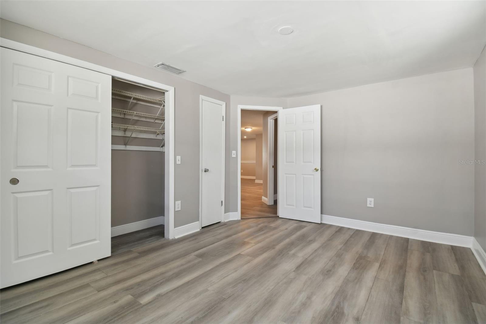 HILLANDALE - Residential Lease