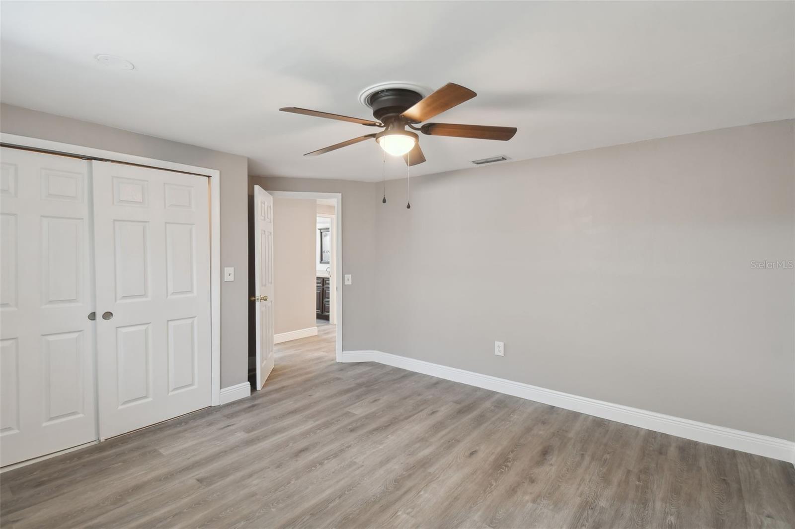 HILLANDALE - Residential Lease