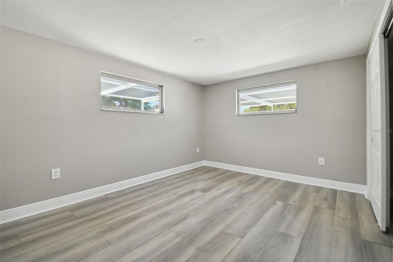 HILLANDALE - Residential Lease