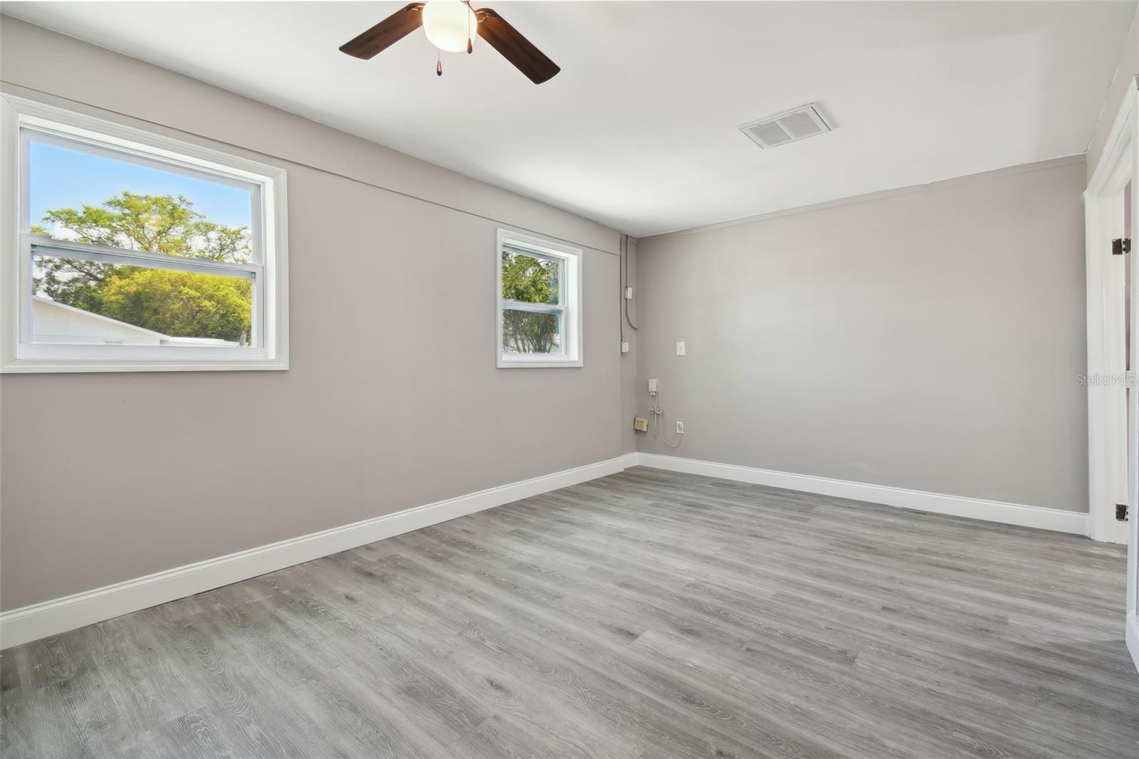 HILLANDALE - Residential Lease