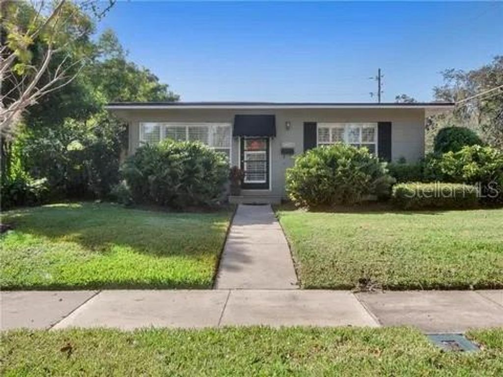 Photo of 1746 Dormont Lane, Orlando, FL 32804 (MLS # O6369536)