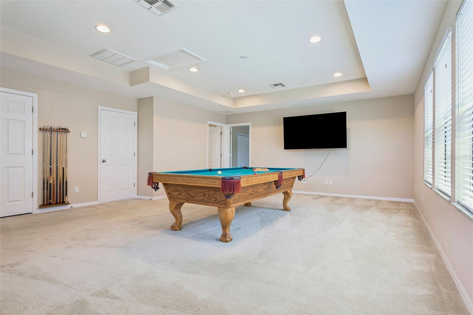 K-BAR RANCH - Residential