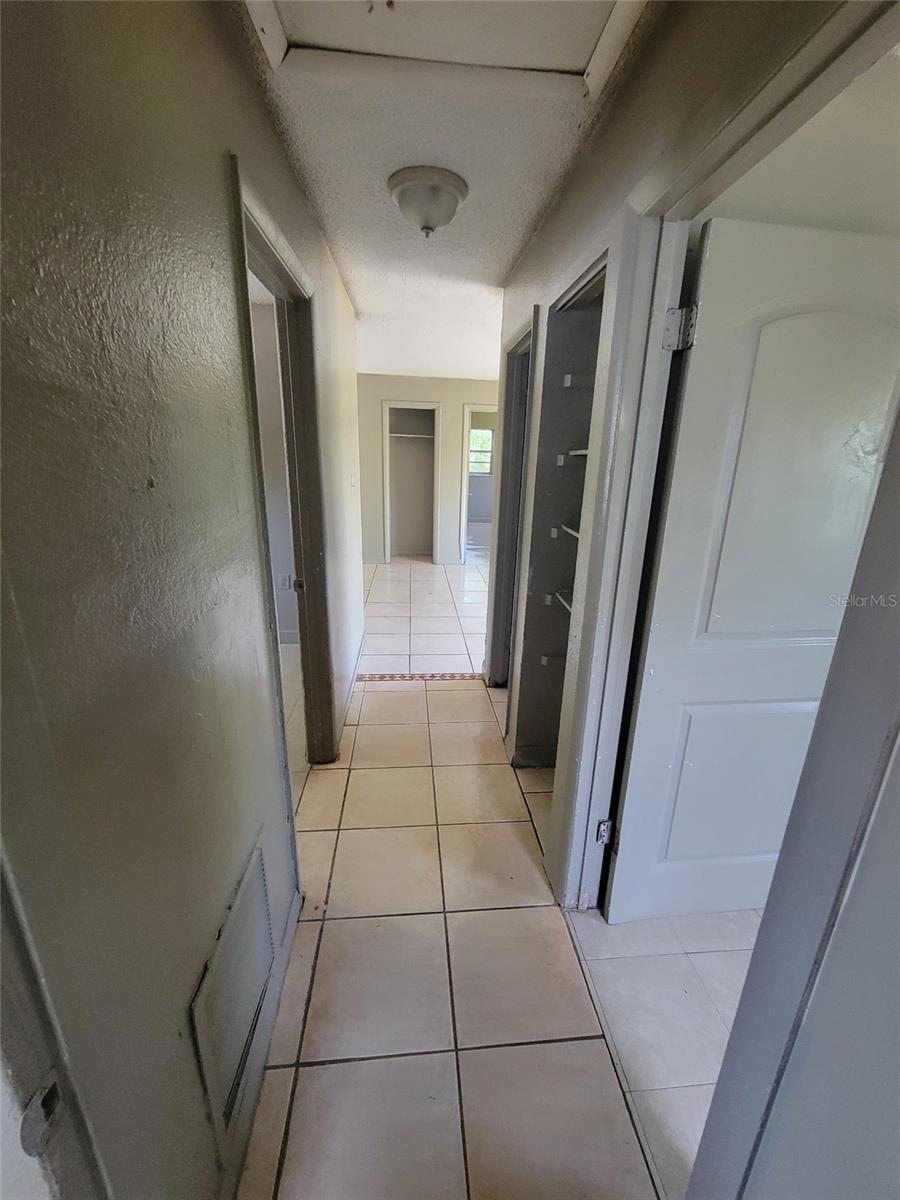 MALIBU GROVES SIXTH ADD - Residential Lease