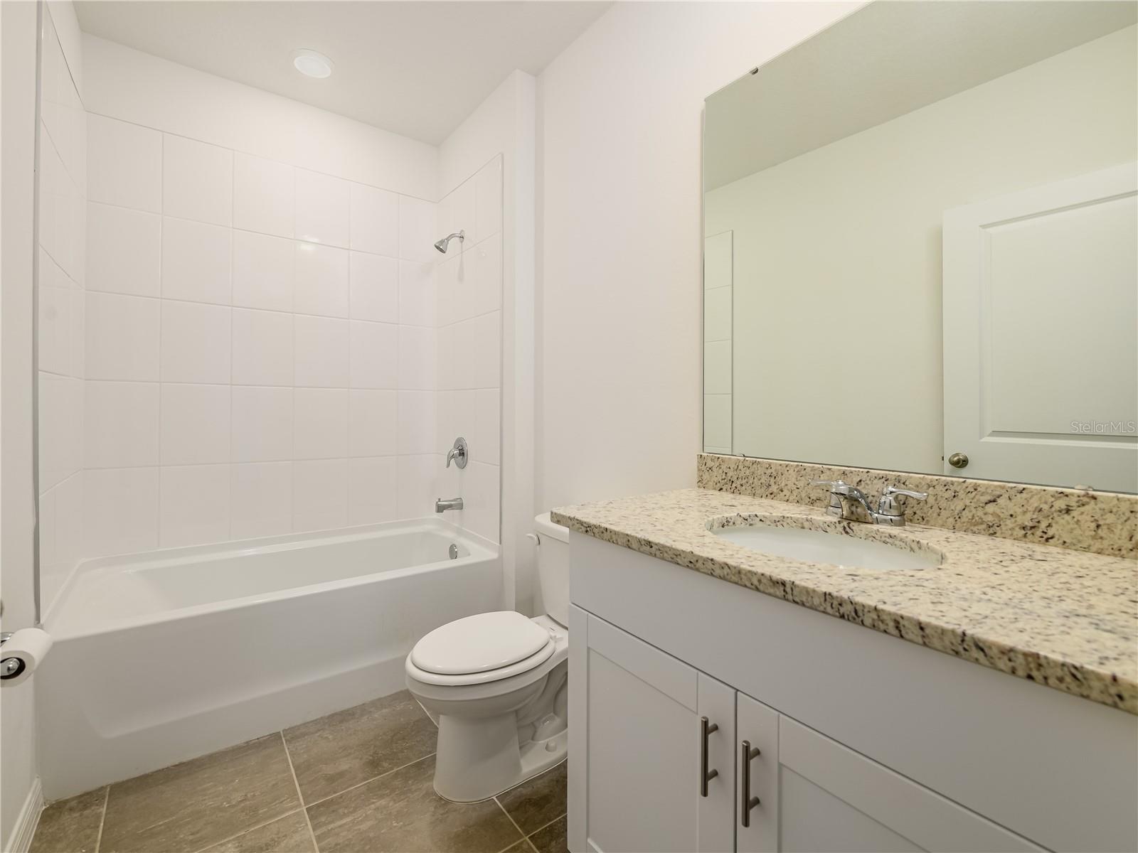 RESERVE/VAN OAKS - Residential