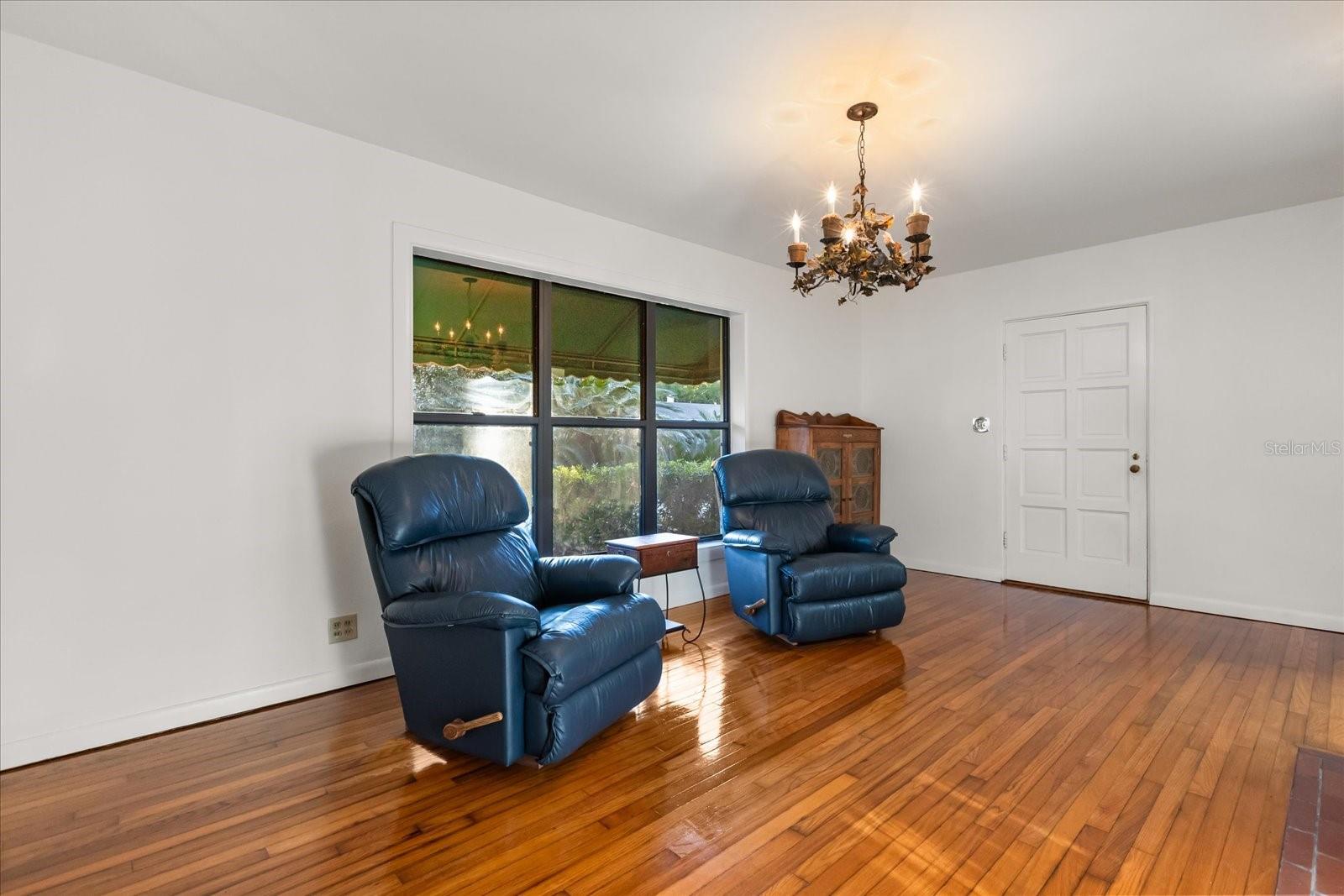 THOMAS M HENKELS ADD - Residential