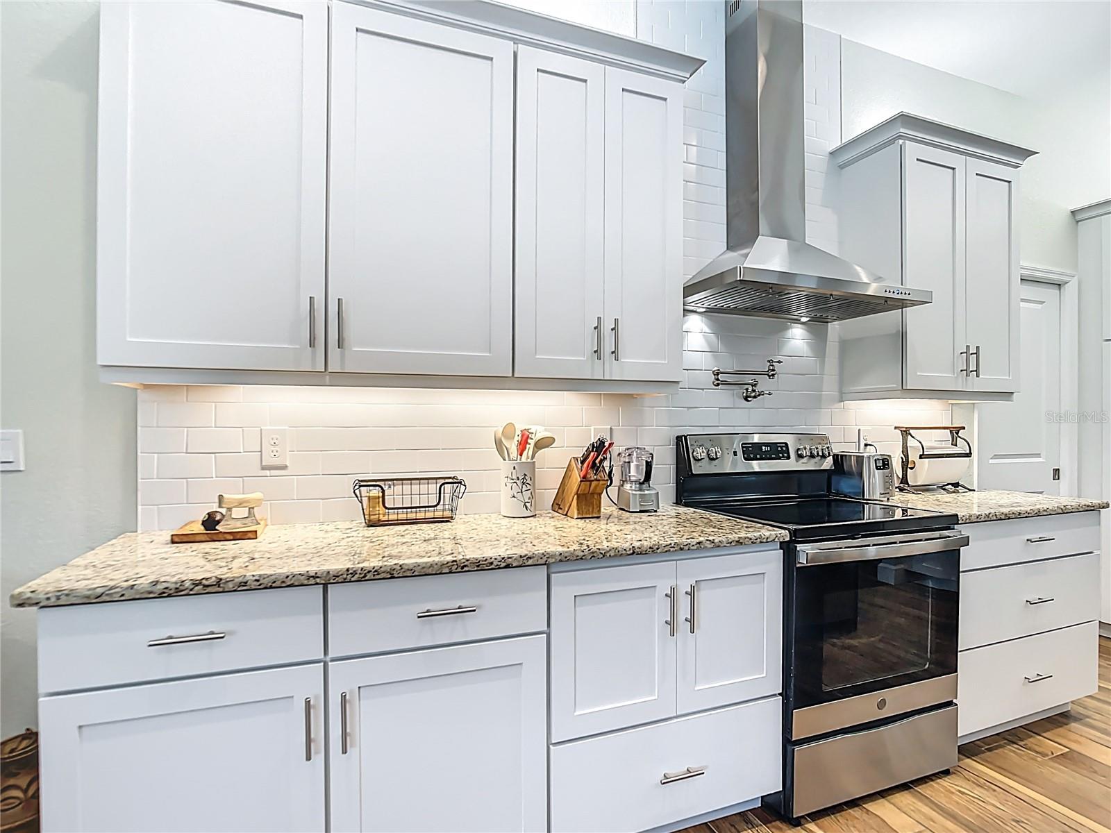 ROTONDA WEST BROADMOOR - Residential