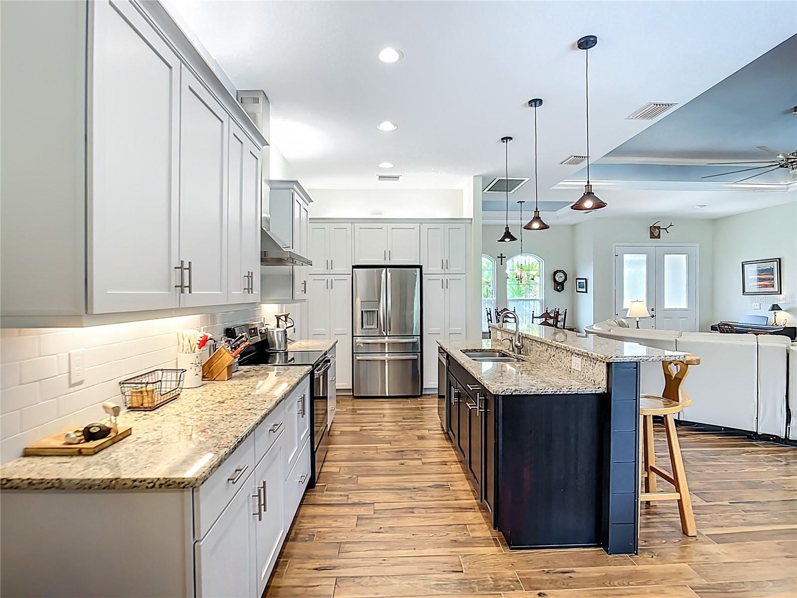 ROTONDA WEST BROADMOOR - Residential