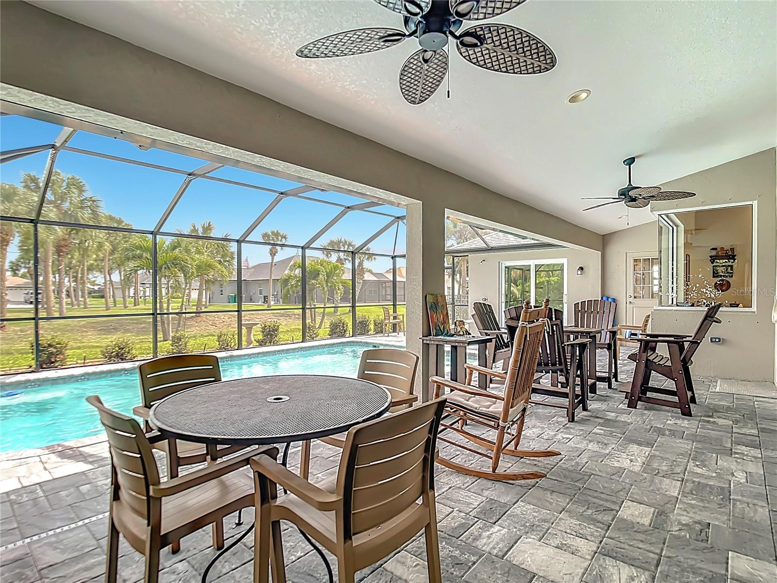 ROTONDA WEST BROADMOOR - Residential