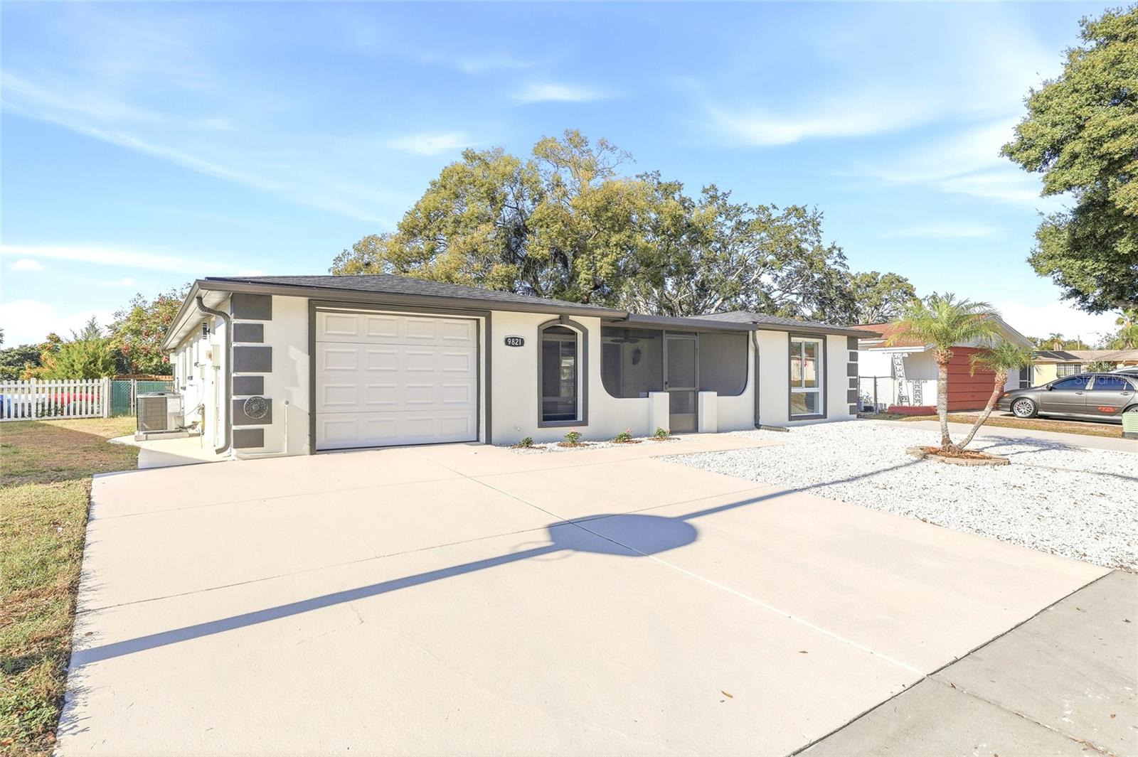 REGENCY PARK - Residential