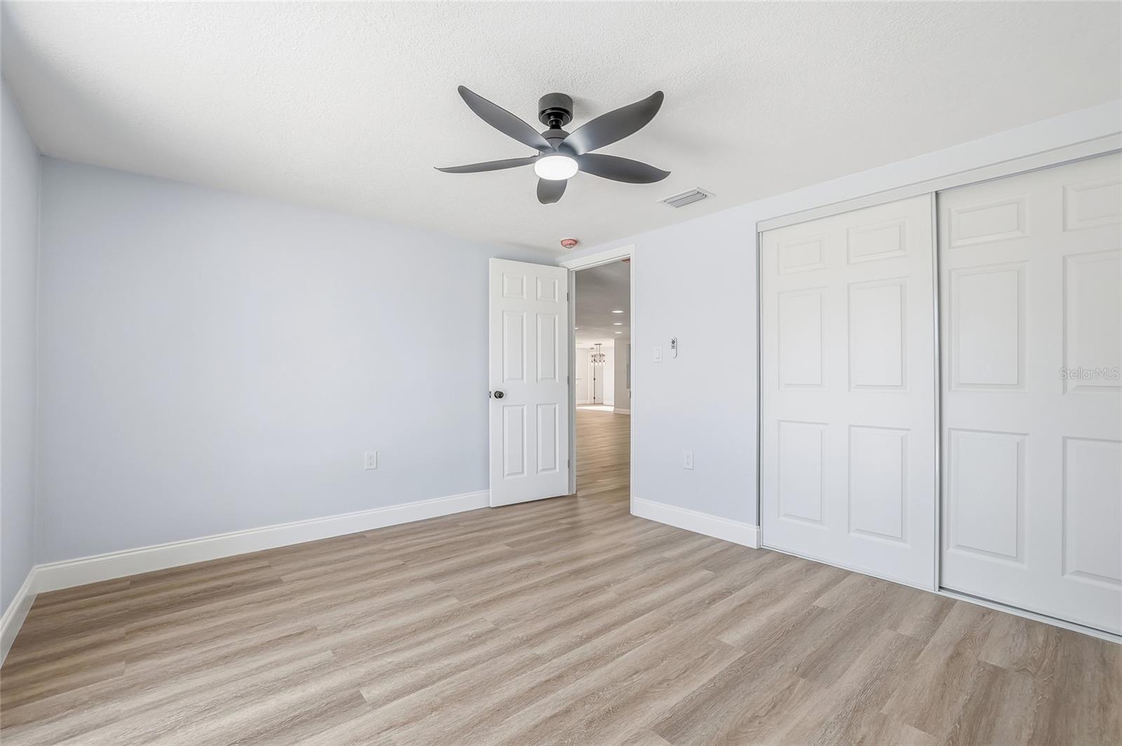 REGENCY PARK - Residential