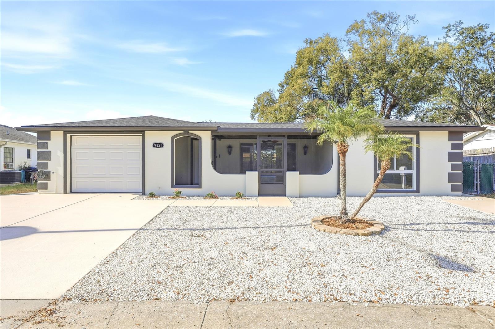 REGENCY PARK - Residential