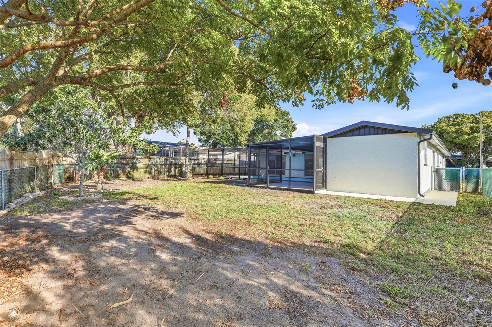 REGENCY PARK - Residential