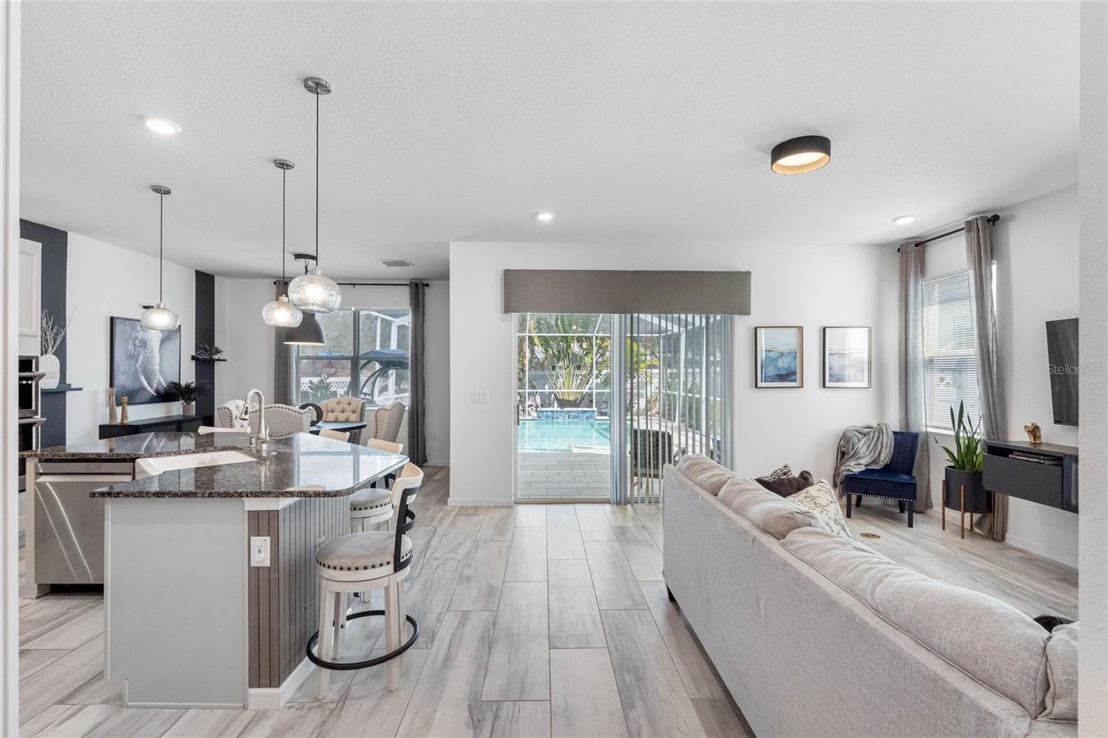 MIRABAY PRCL 8 - Residential