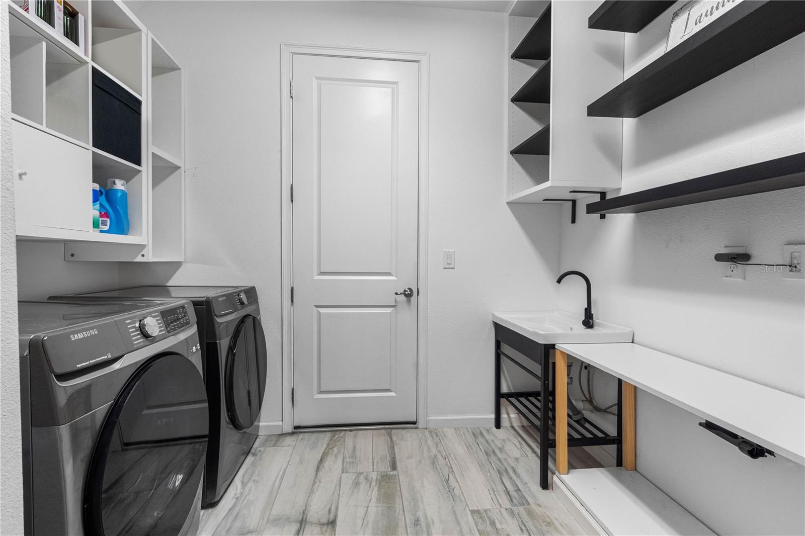 MIRABAY PRCL 8 - Residential