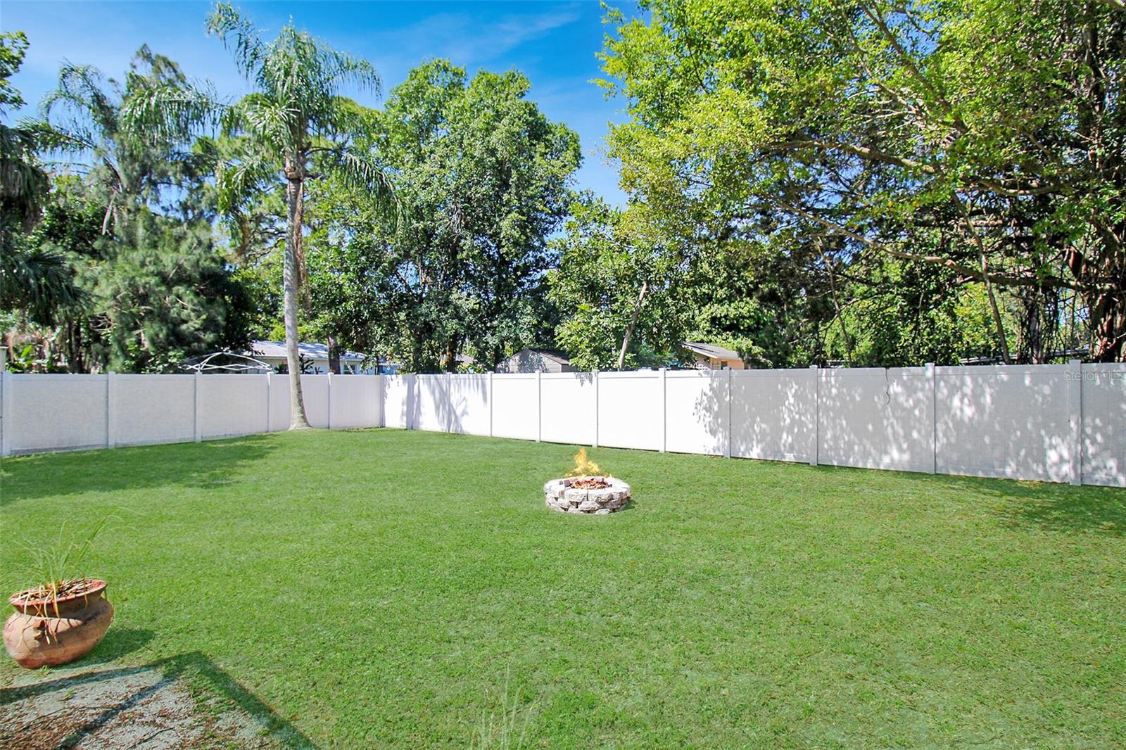 PINE ACRES - Residential Lease