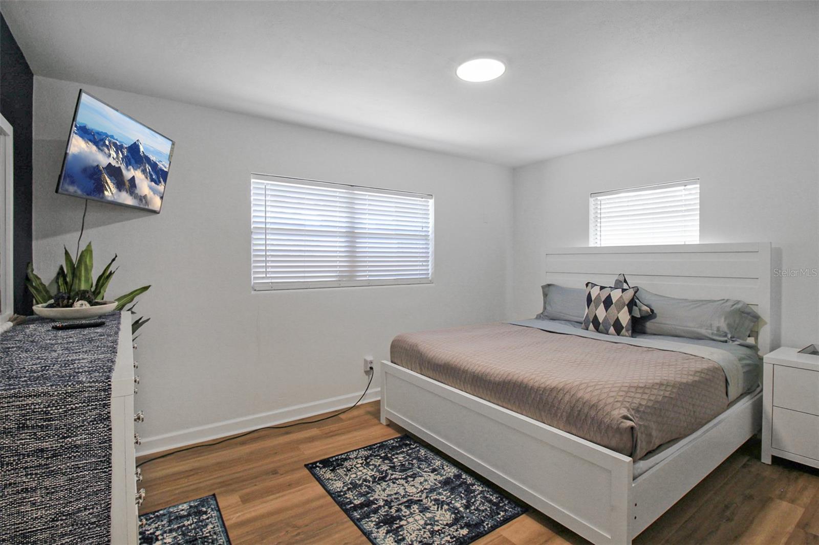 PINE ACRES - Residential Lease