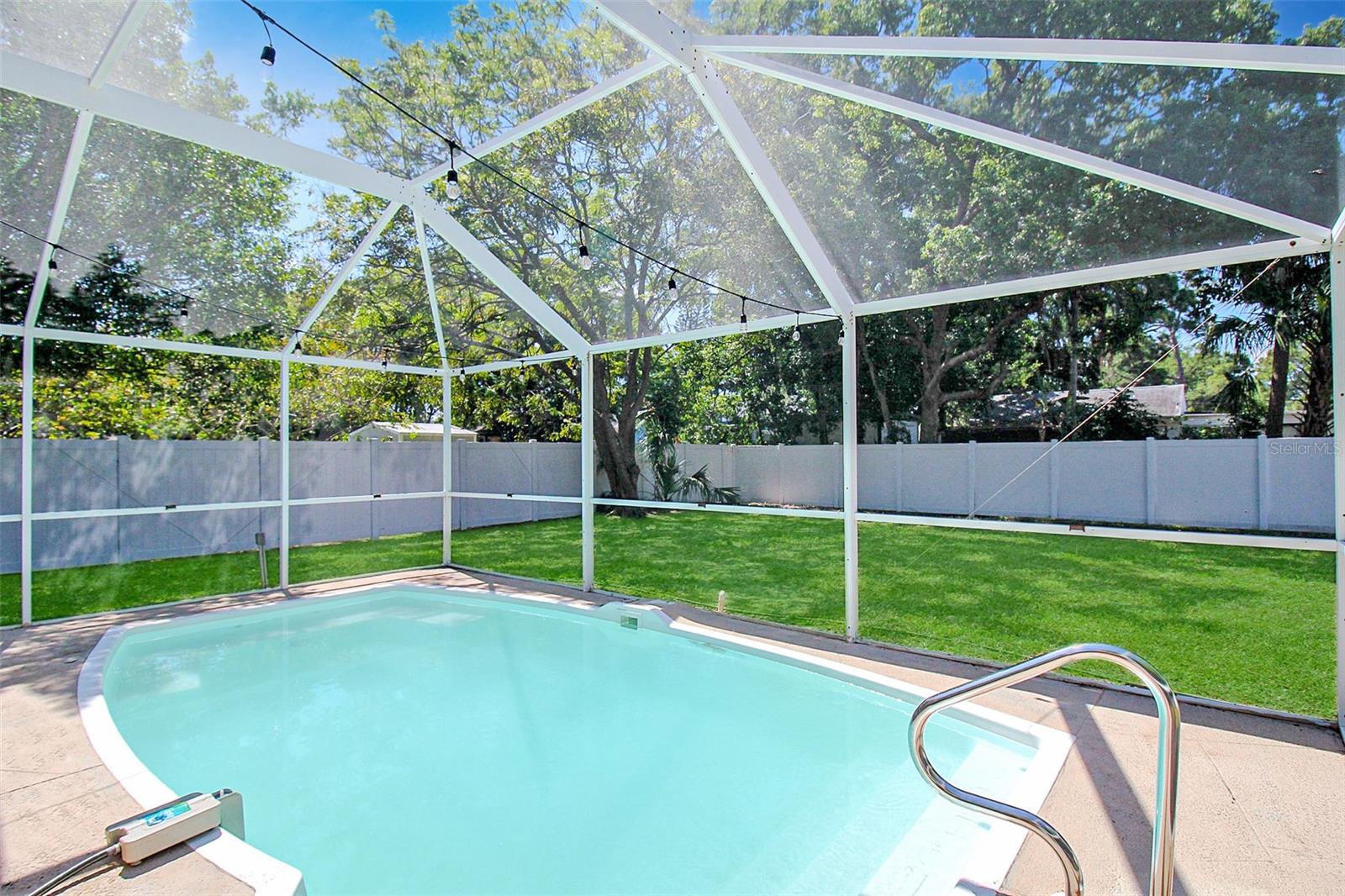 PINE ACRES - Residential Lease