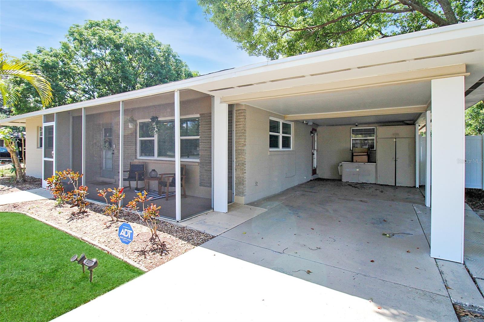 PINE ACRES - Residential Lease