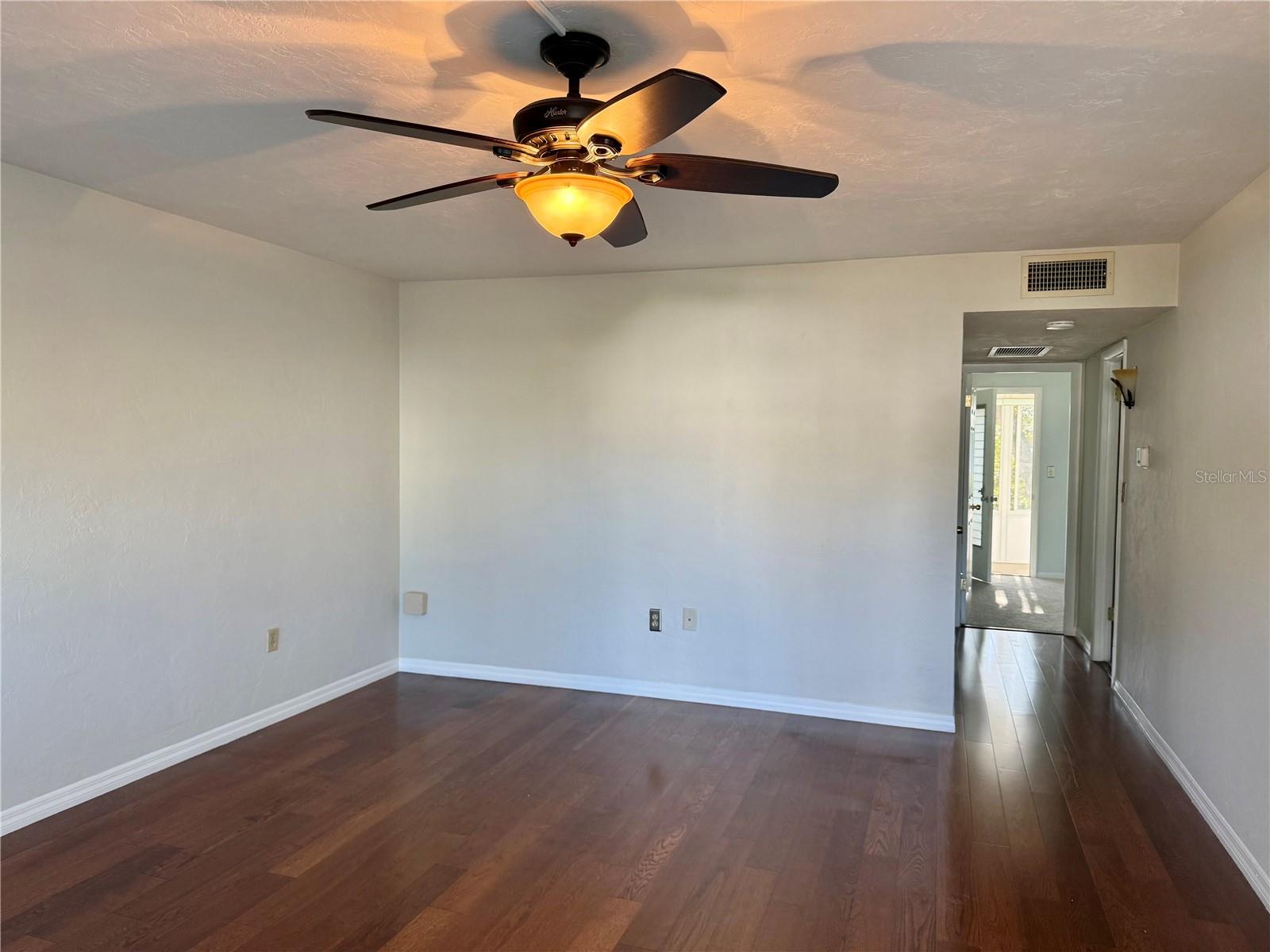 SEMINOLE GARDEN APTS CO-OP - Residential Lease